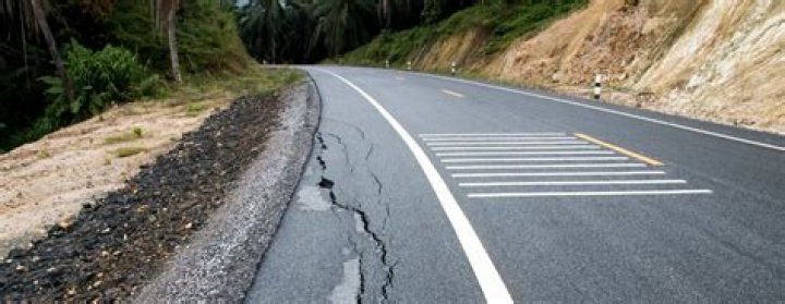 Cracks in pillars, sinking road lead to fear among residents