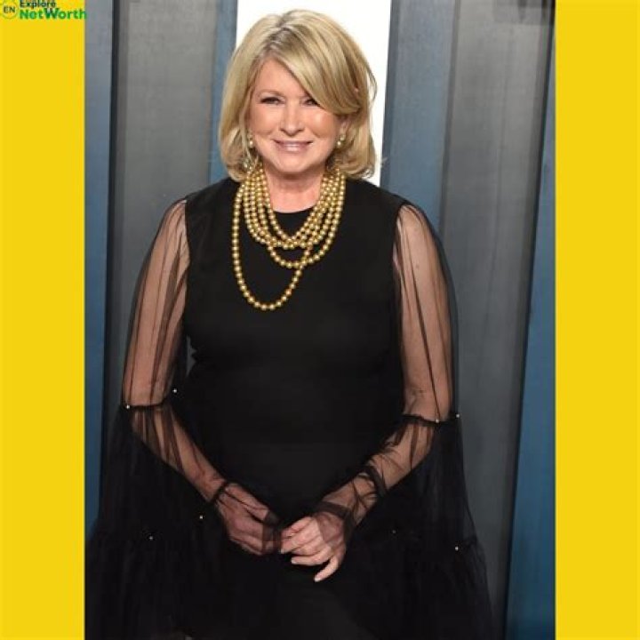 Martha Stewart Net Worth : How Much Money Did Martha Stewart Worth?