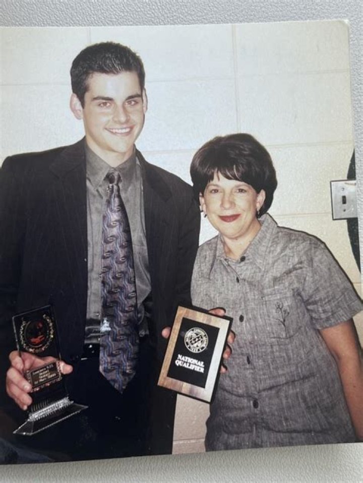 Who is David Begnaud? Wiki: Mother, Education, Single, Age, Net Worth